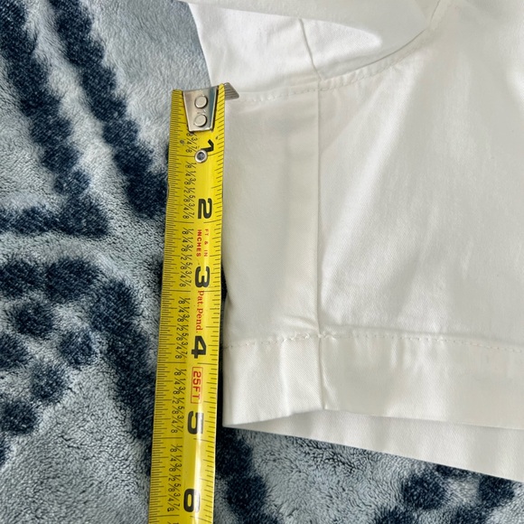 Old Navy White Shorts - Picture 8 of 9